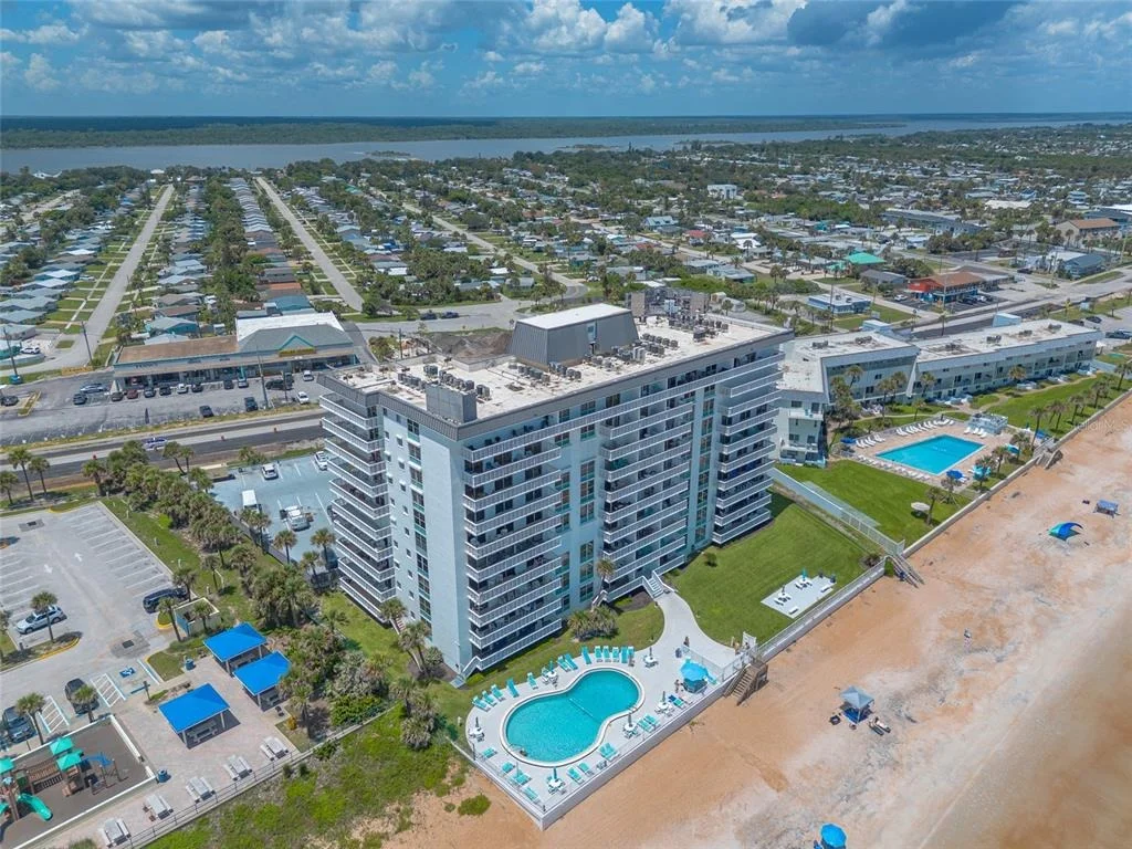 Photo of Unit J070 at 1575 OCEAN SHORE BOULEVARD