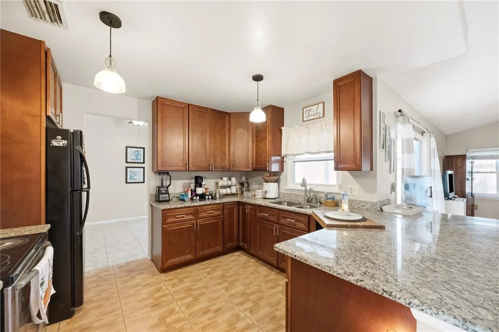 Photo of 181 HAMMOCK ROAD SE
