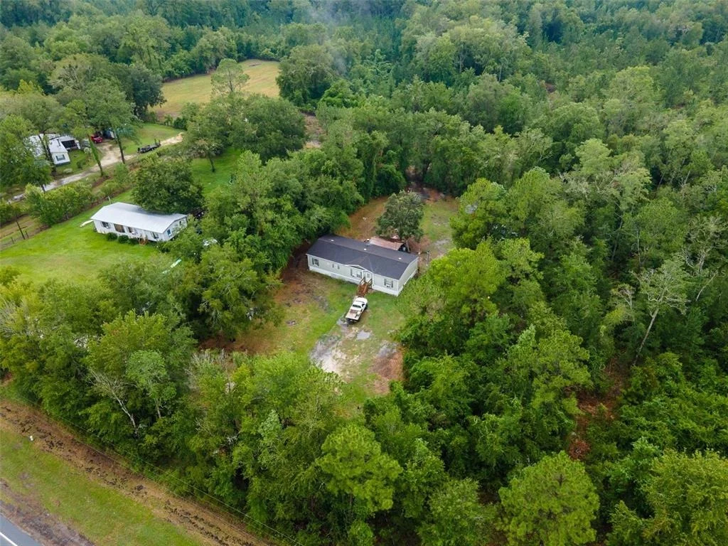 Photo of 9798 STATE ROAD 100 W
