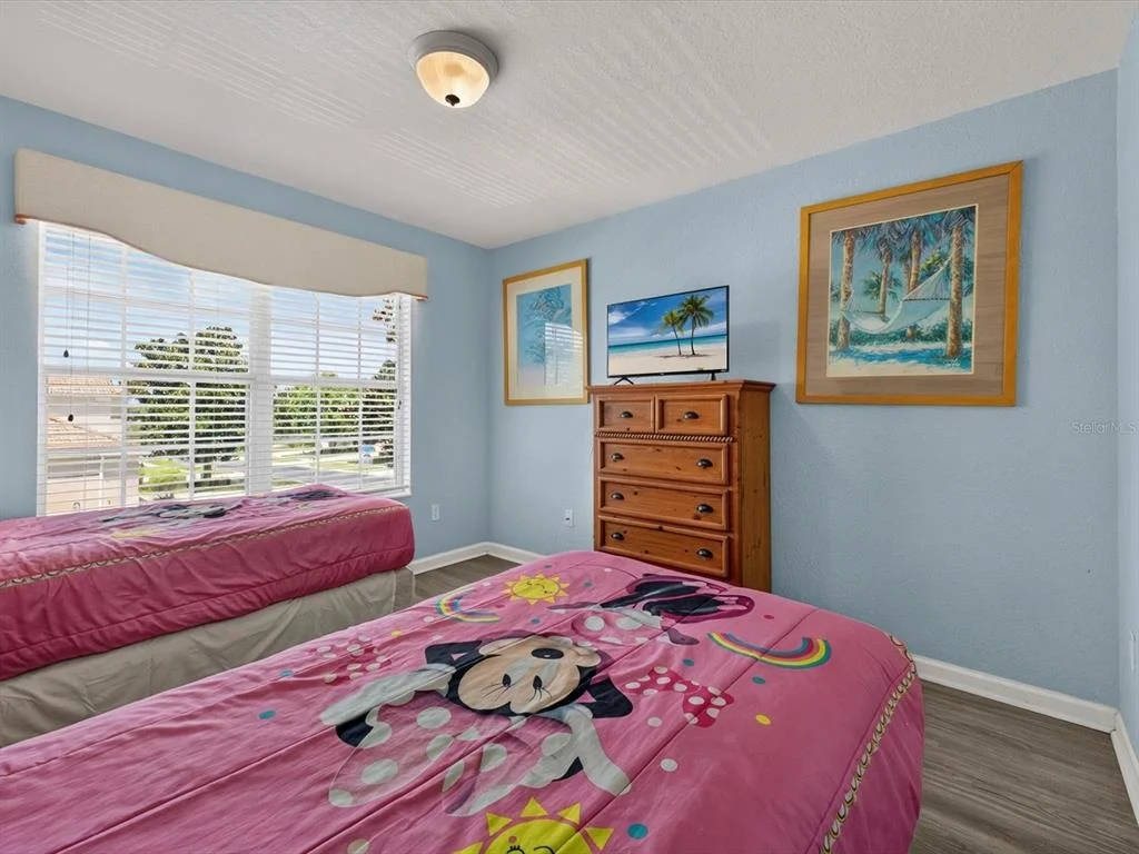 Photo of 7777 TEASCONE BOULEVARD