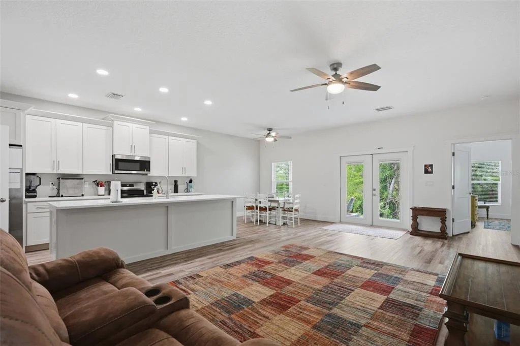 Photo of 6454 FREEPORT DRIVE