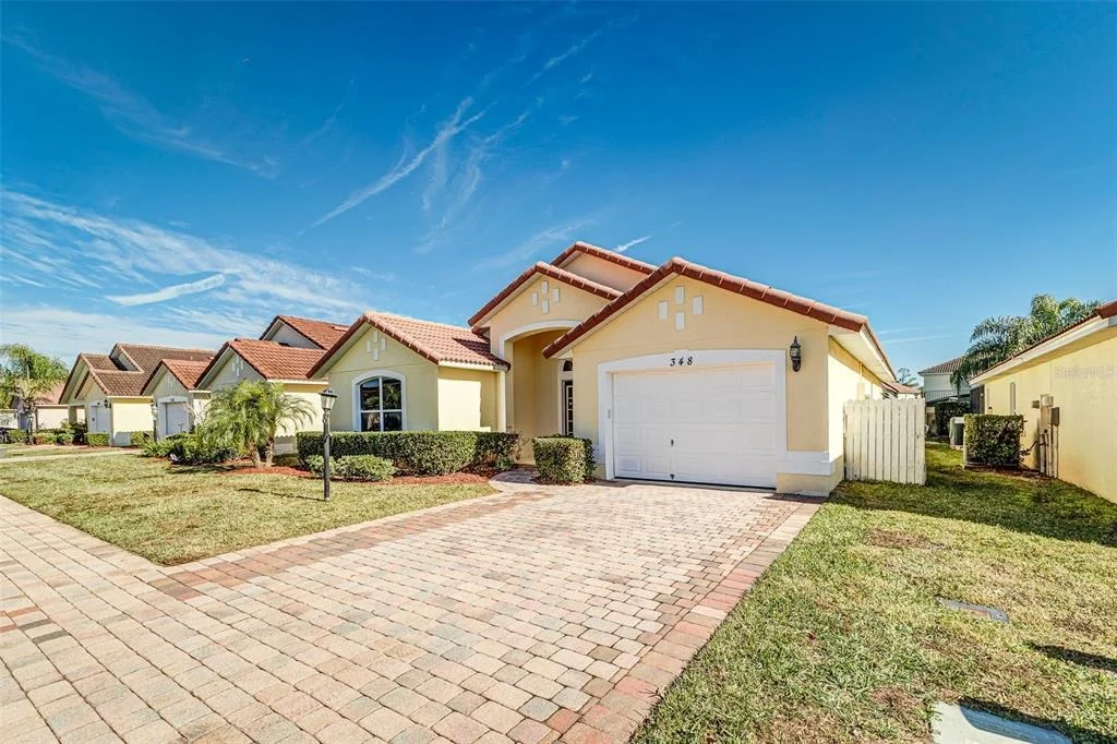 Photo of 348 ROBIN ROAD