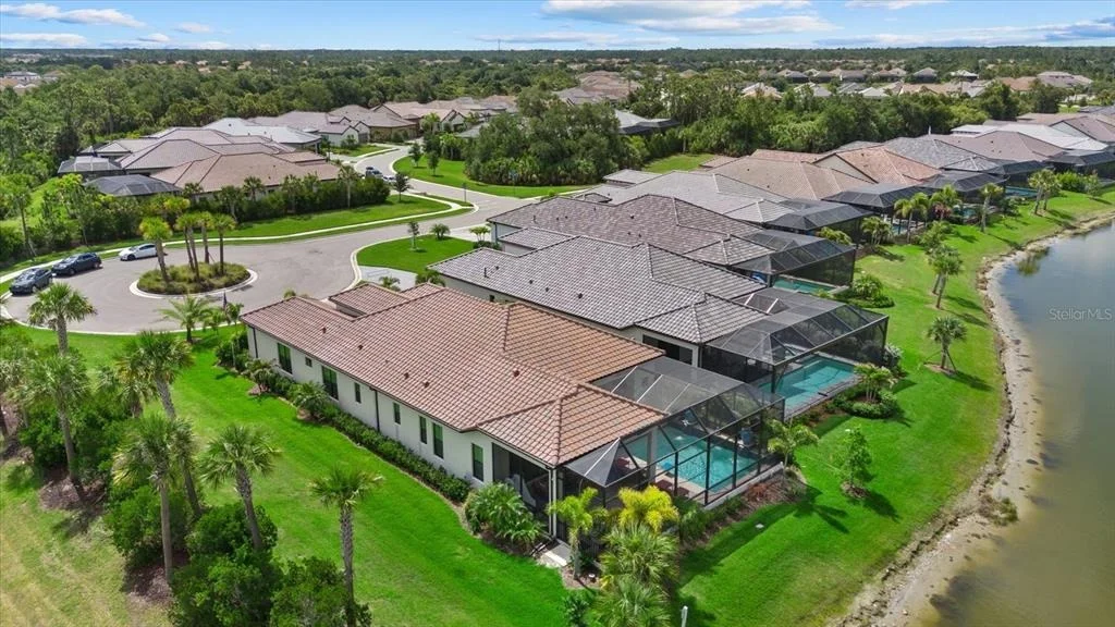 Photo of 556 BOCELLI DRIVE