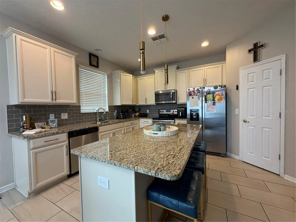 Photo of 1834 CASTLETON DRIVE