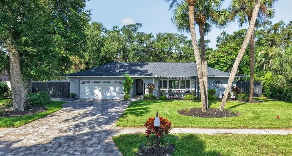 Photo of 10588 139TH WAY