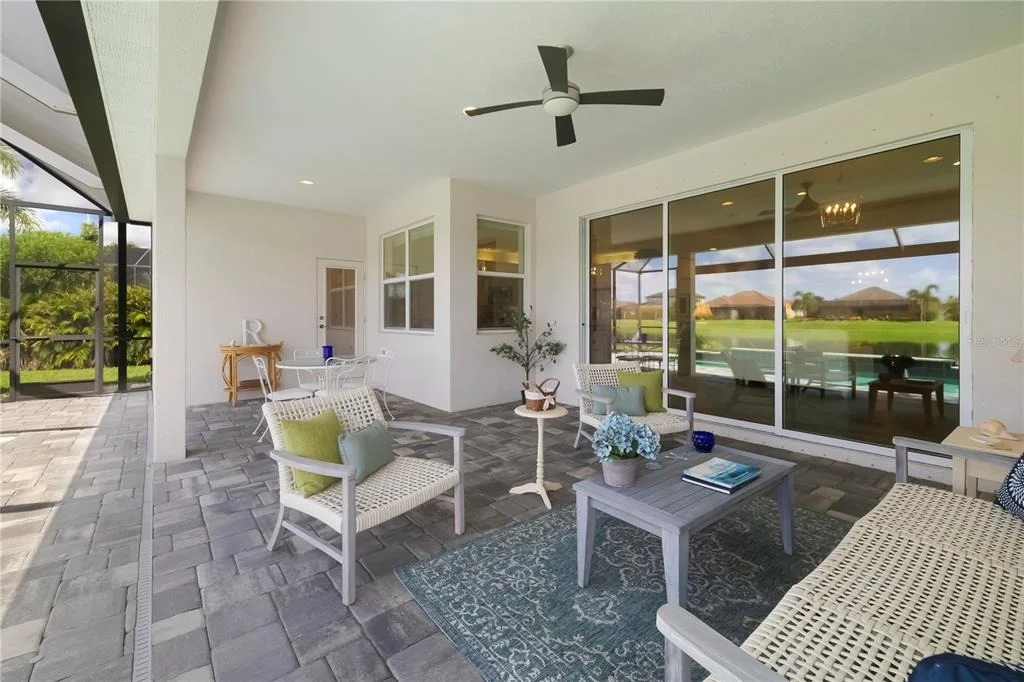 Photo of 332 CHANTILLY TRAIL