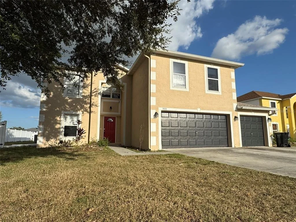 Photo of 5018 STRADA DRIVE