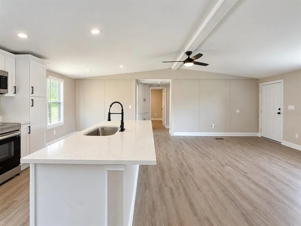 Photo of 4808 ROLLINGLEN LOOP W