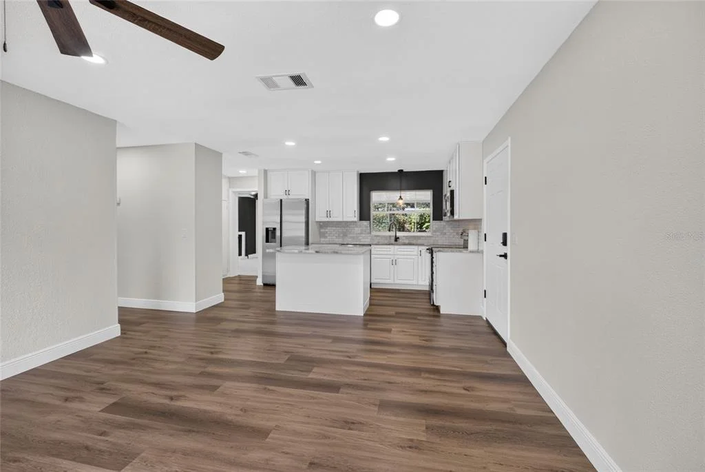Photo of 729 SE 26TH STREET