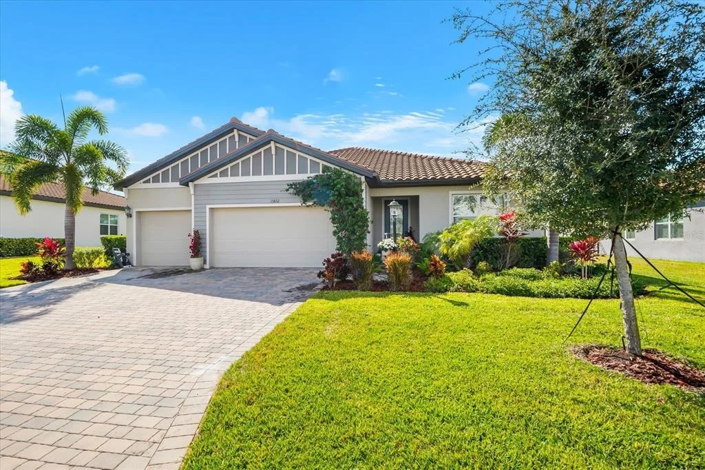 Photo of 13832 GREEN HAMMOCK PLACE