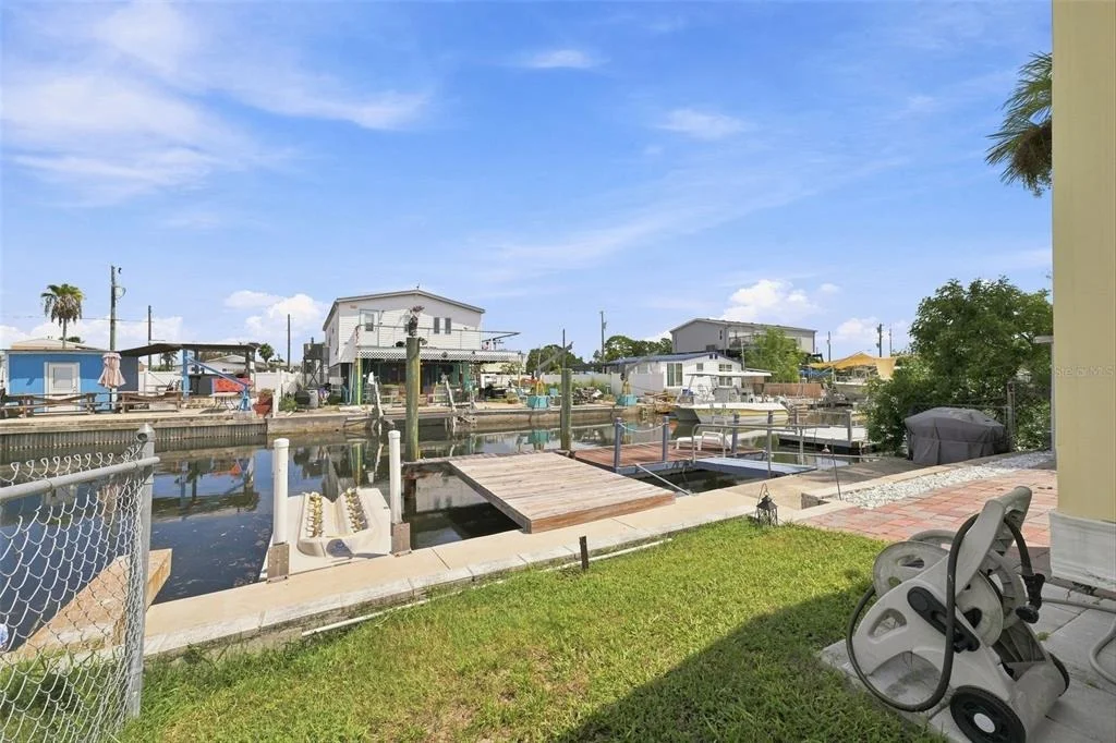 Photo of 6819 HERON LANE