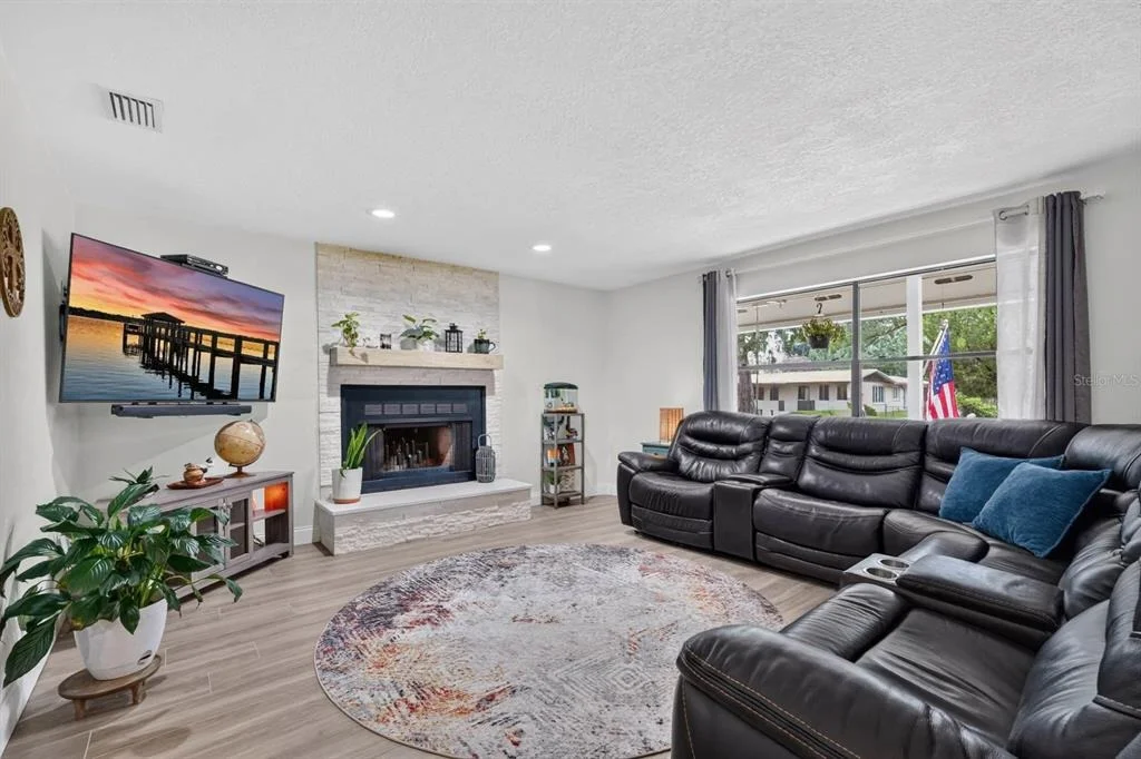 Photo of 105 EDDY LANE