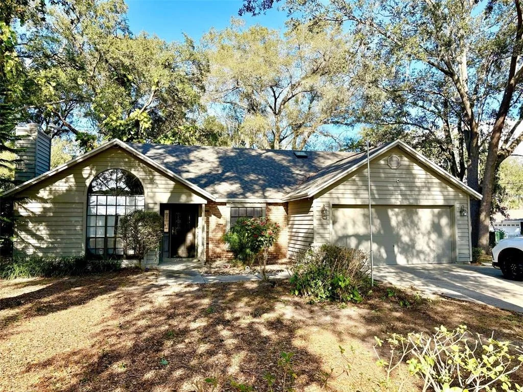 Photo of 3909 LAKE FOREST STREET