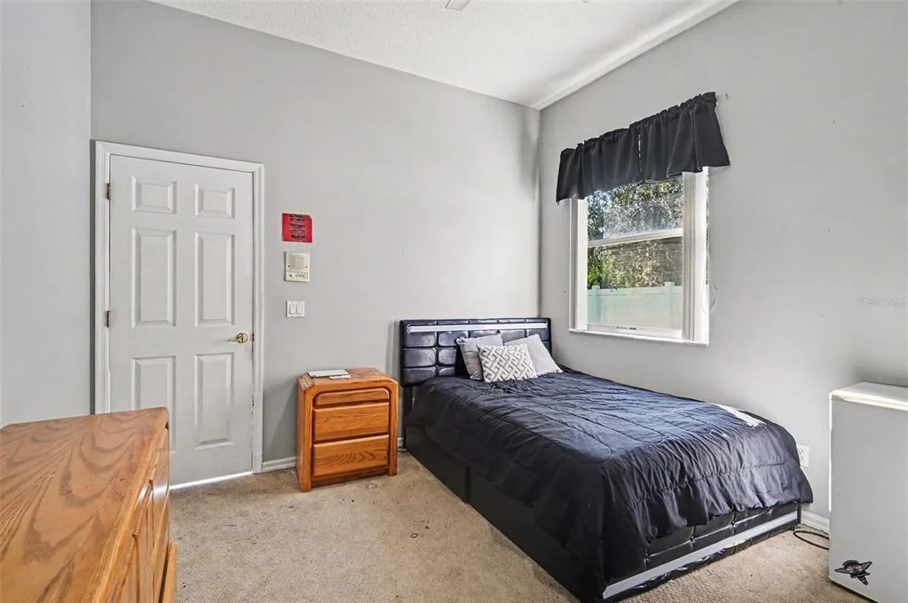 Photo of 1325 TALL MAPLE LOOP