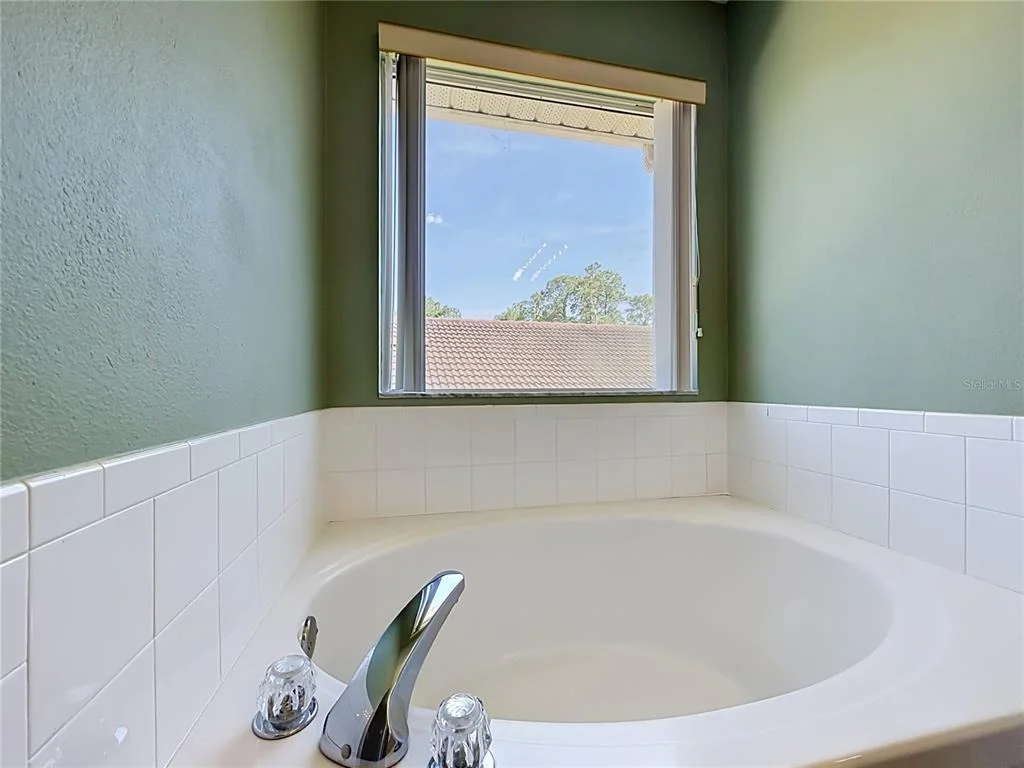 Photo of 135 ROBIN ROAD