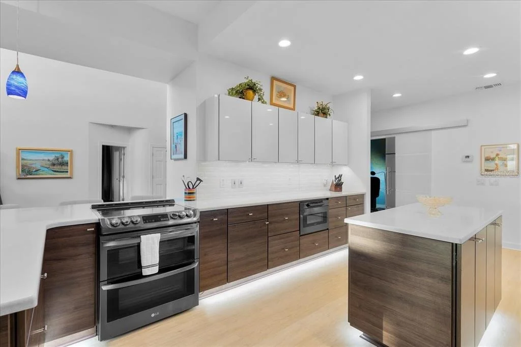 Photo of 13 BAY POINT DRIVE