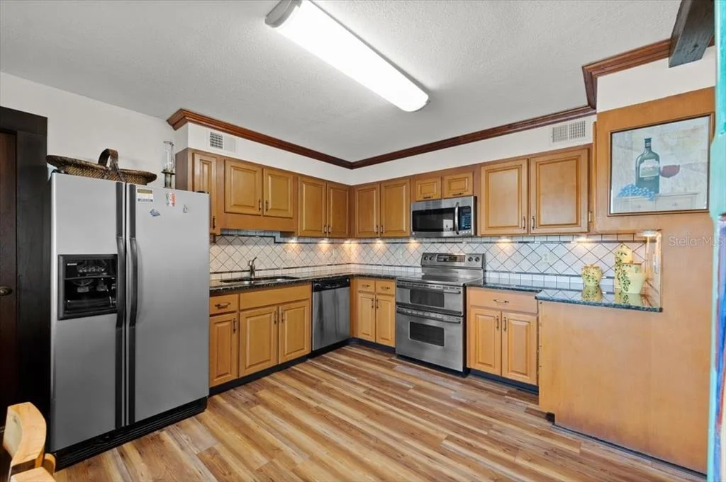 Photo of 2306 JOHN ANDERSON DRIVE
