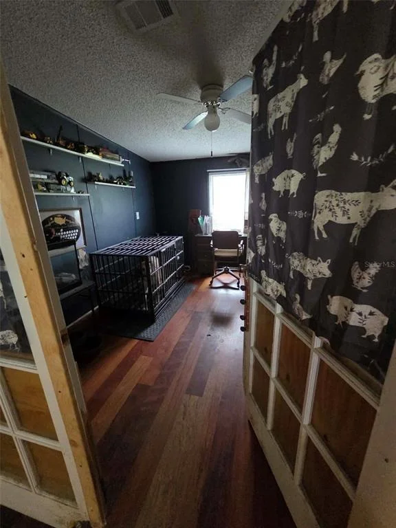 Photo of 25250 RICHBARN ROAD