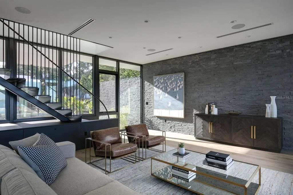 Photo of 1500 BAYVIEW DRIVE