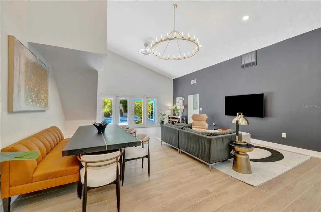 Photo of 403 LONGBOW TRAIL