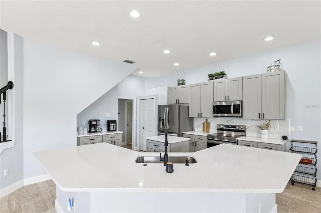 Photo of 13049 THOROUGHBRED DRIVE