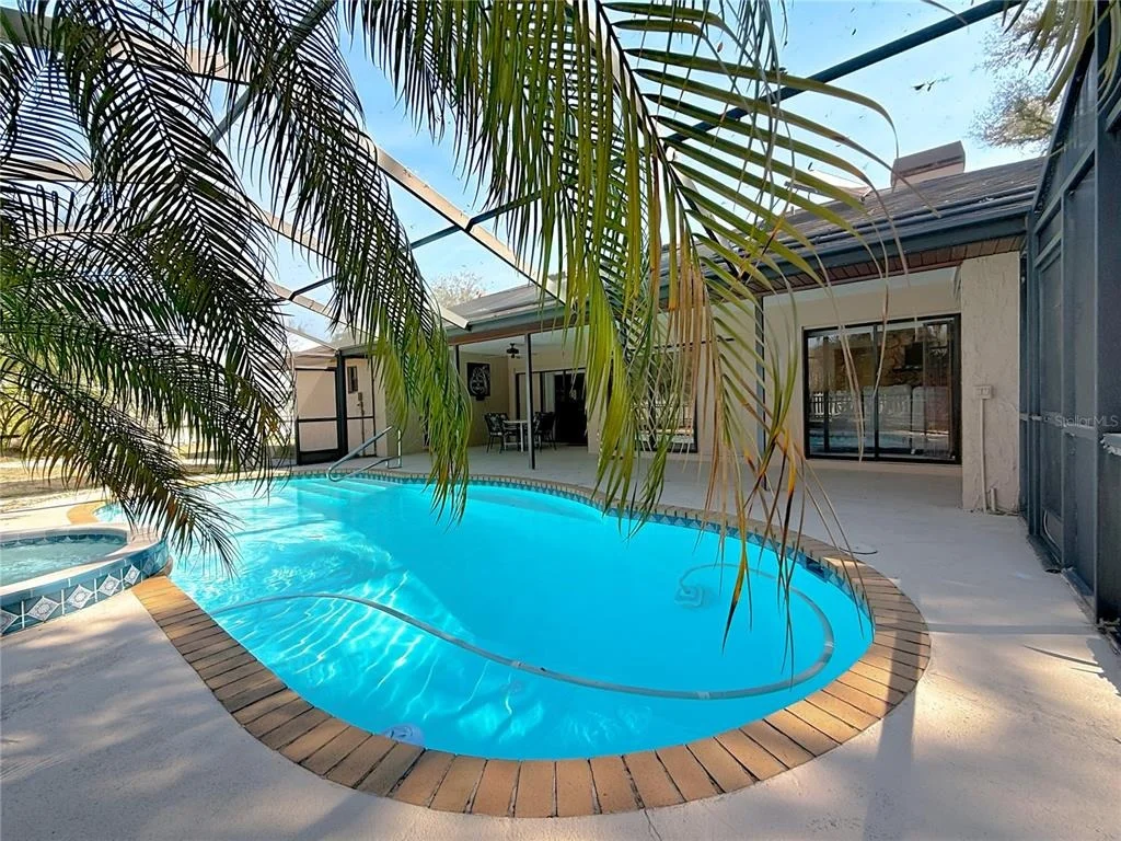 Photo of 452 SUMMIT CHASE DRIVE