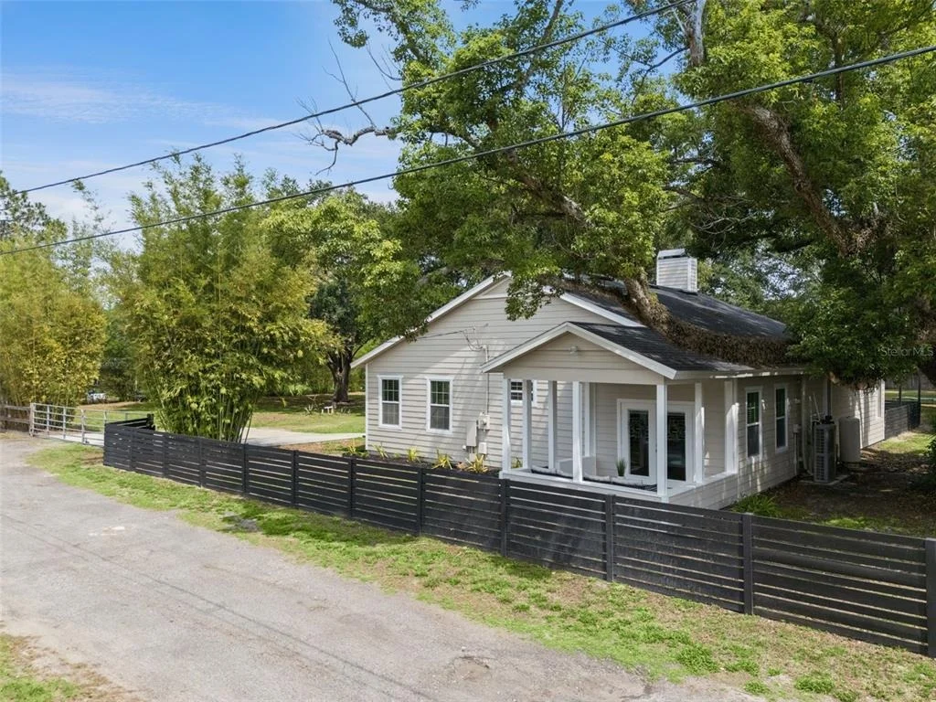 Photo of 1825 DEMASTUS LANE