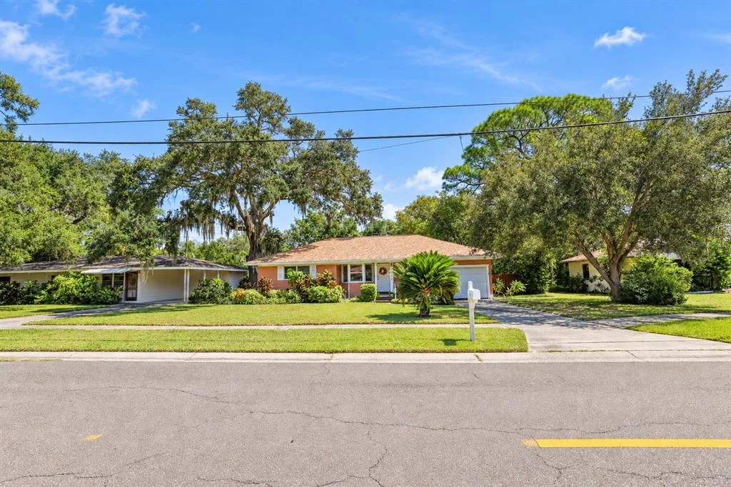 Photo of 1725 SAN MATEO DRIVE
