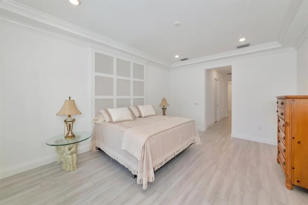 Photo of 4657 ANTRIM DRIVE