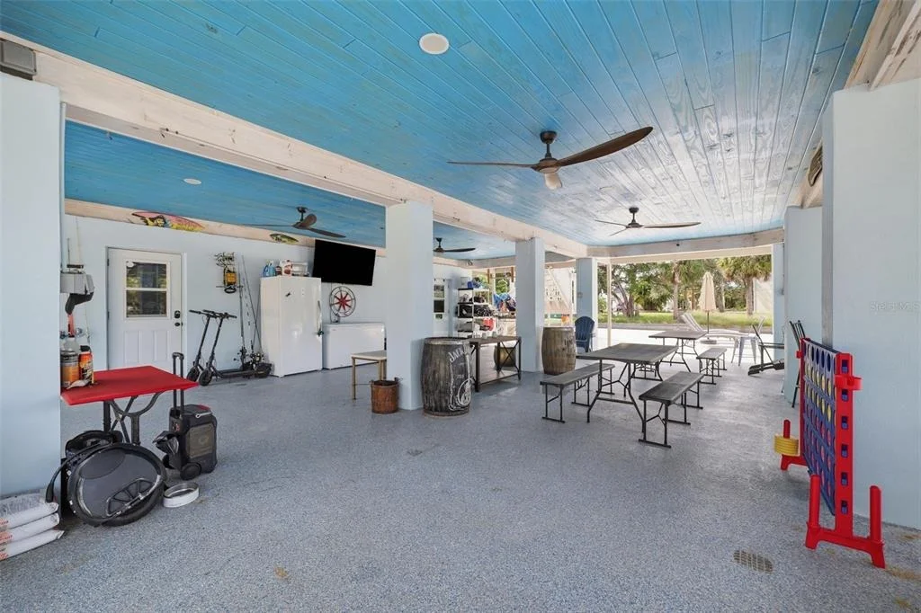 Photo of 14523 BARLOW LANE
