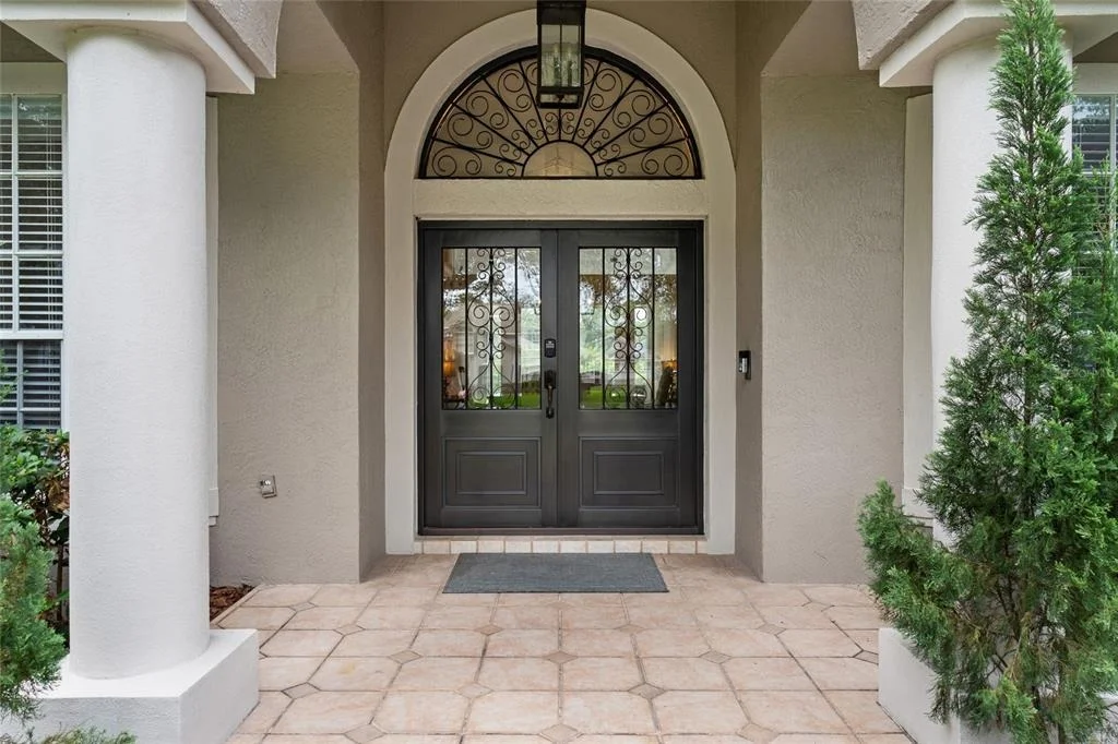 Photo of 8612 OLDBRIDGE LANE