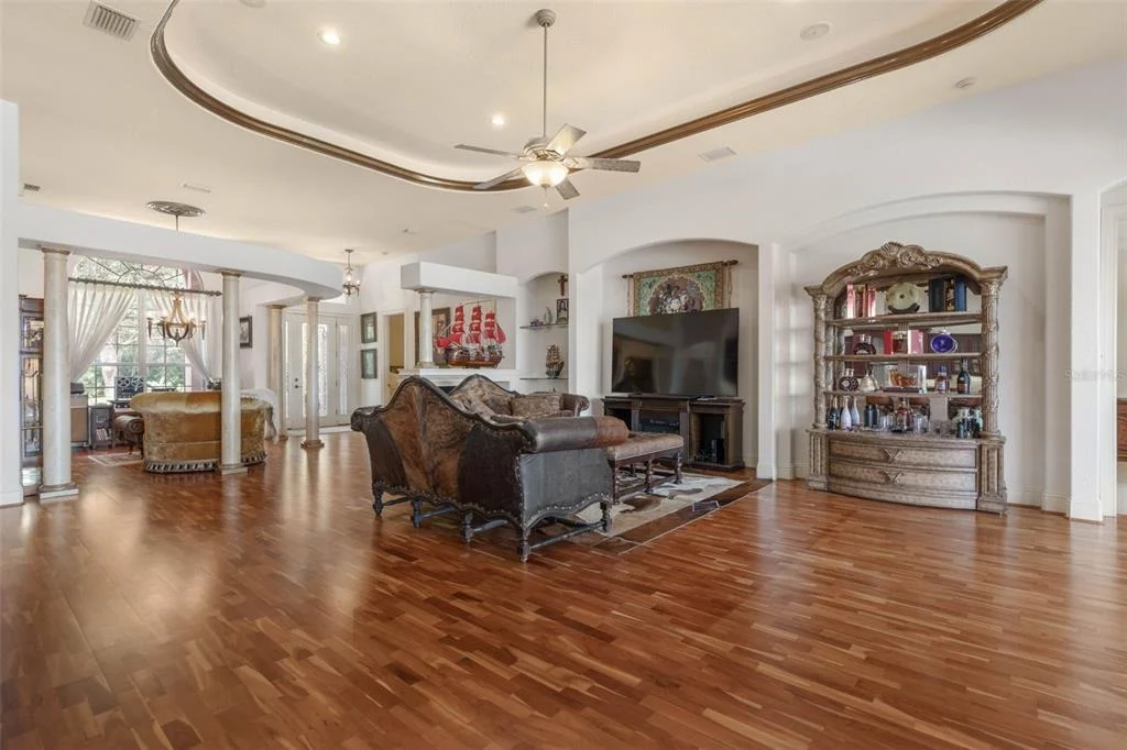 Photo of 62 OAK VIEW CIRCLE