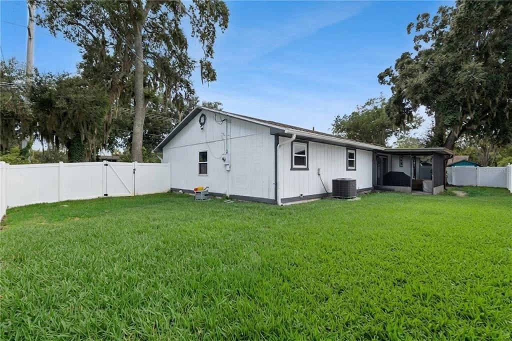 Photo of 1629 ORANGE TREE DRIVE