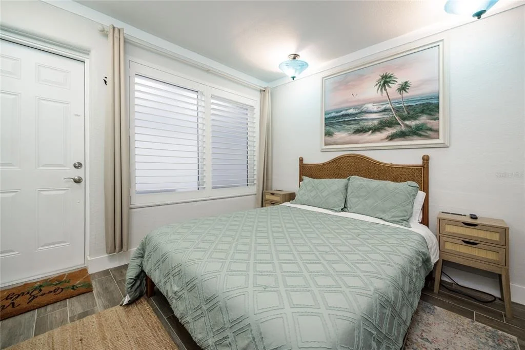 Photo of 7 NEPTUNE PARK DR.