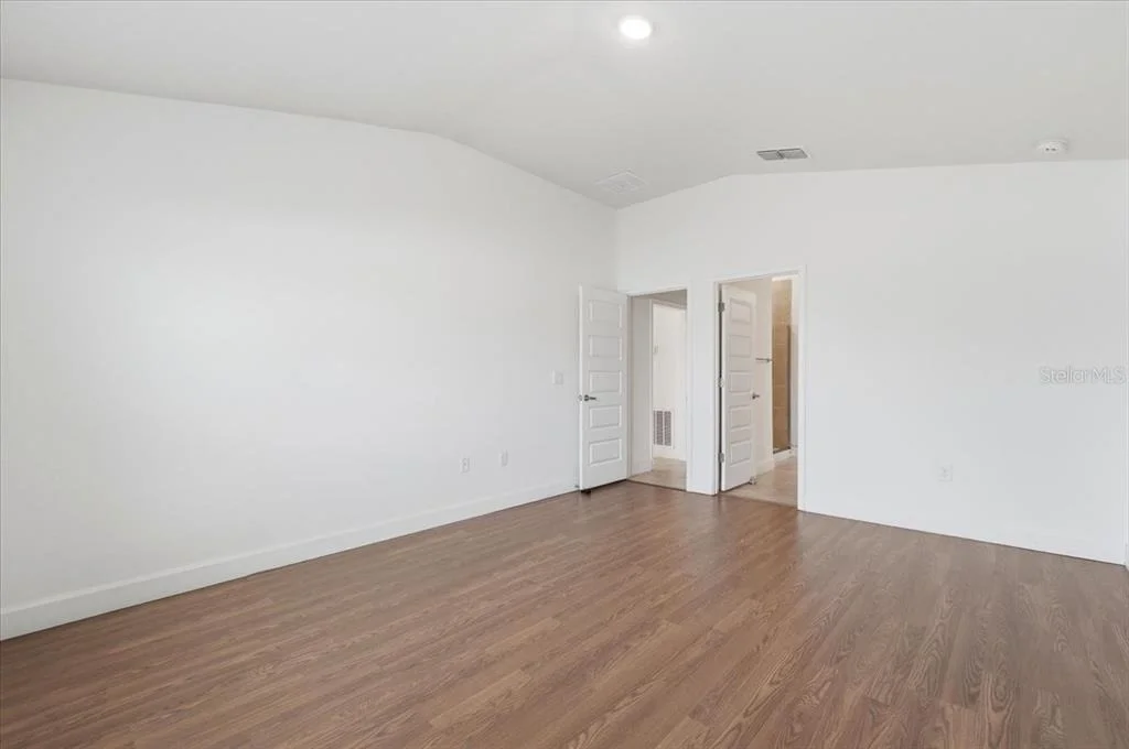 Photo of 851 VIENNA DRIVE