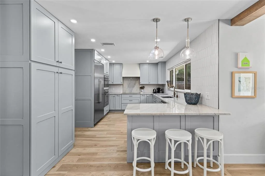 Photo of 801 EDGEMERE LANE
