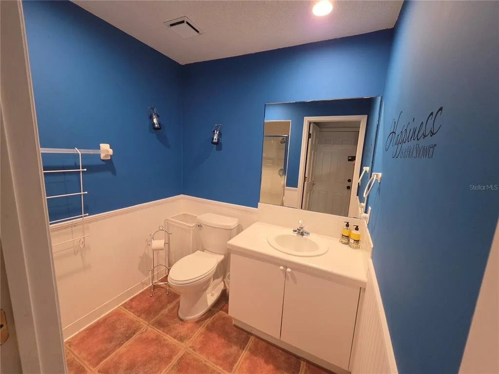Photo of 6 MONTERREY DRIVE