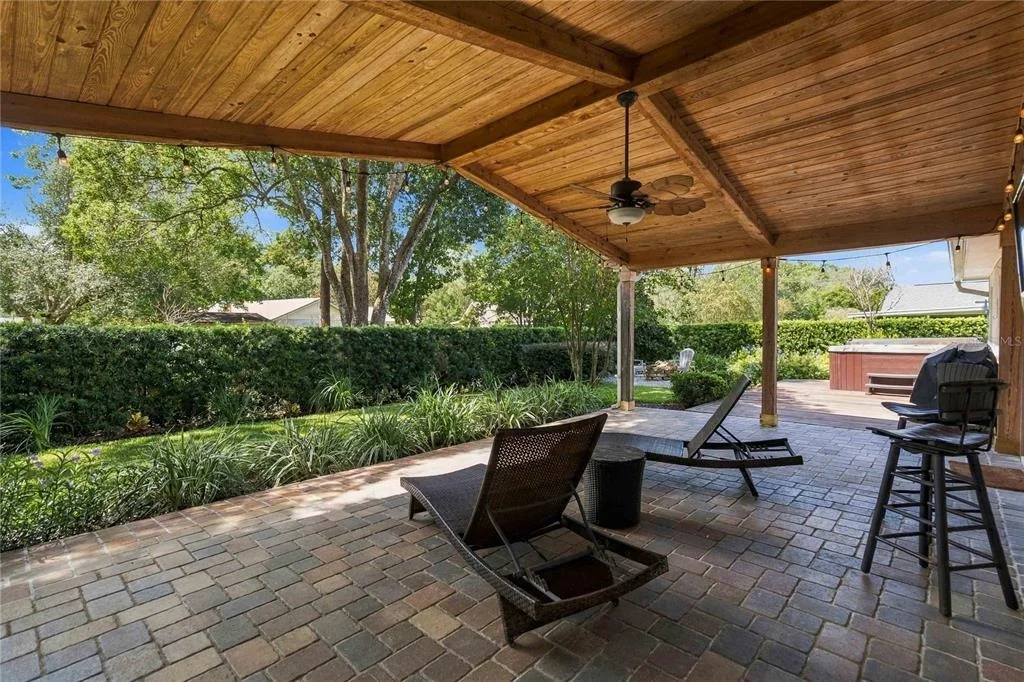 Photo of 1044 FOREST CIRCLE