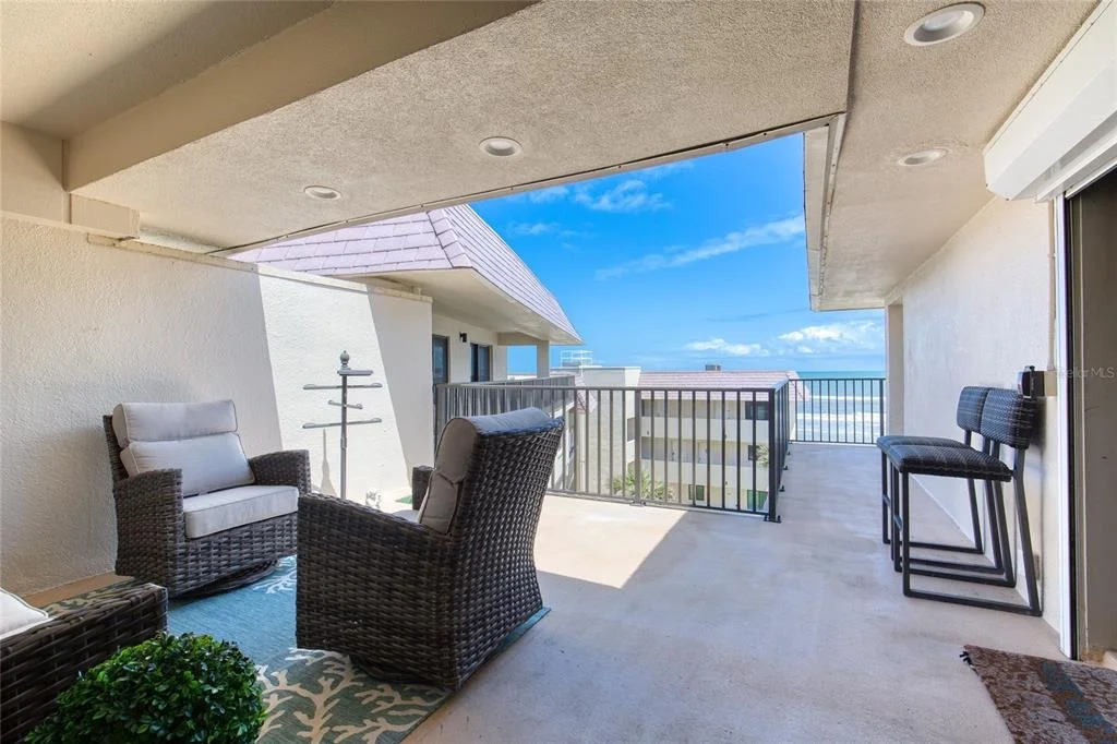 Photo of Unit 4040 at 935 OCEAN SHORE BOULEVARD