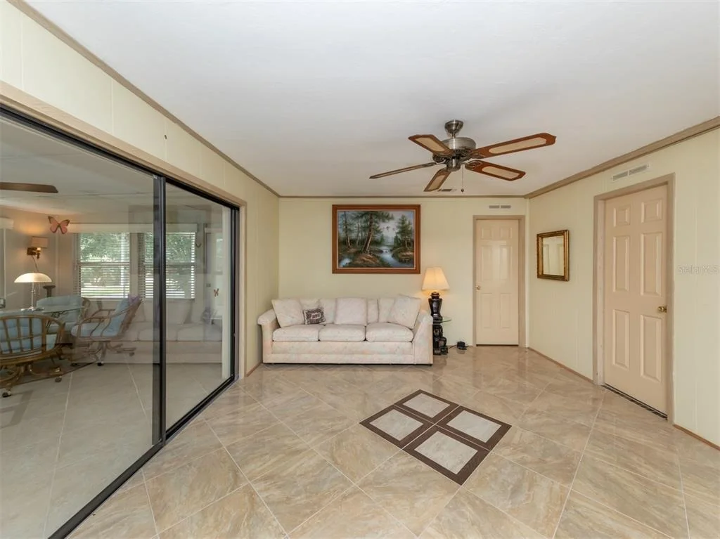 Photo of 628 LA JOLLA CIRCLE