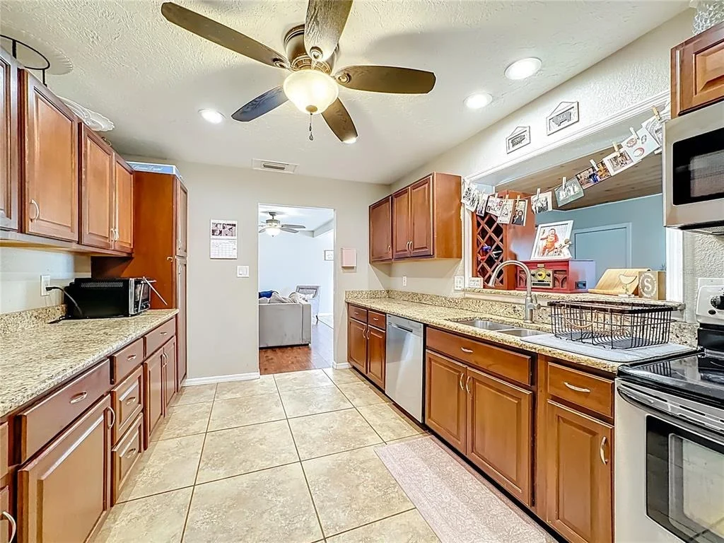 Photo of 1521 BANYAN DR.