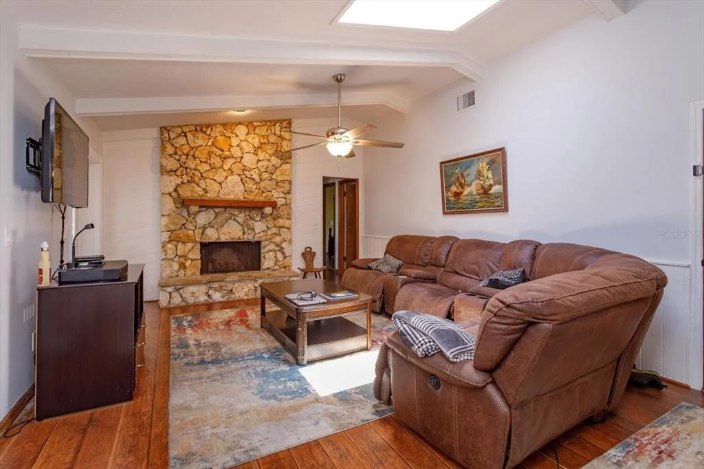 Photo of 211 STEVENAGE DRIVE