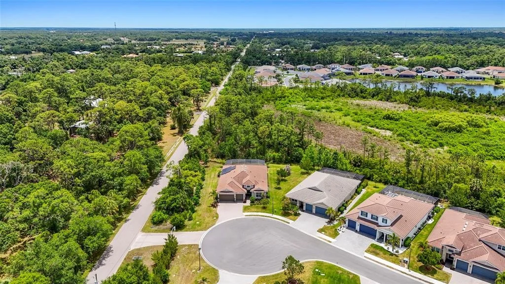Photo of 617 MISTIFLOWER CIRCLE