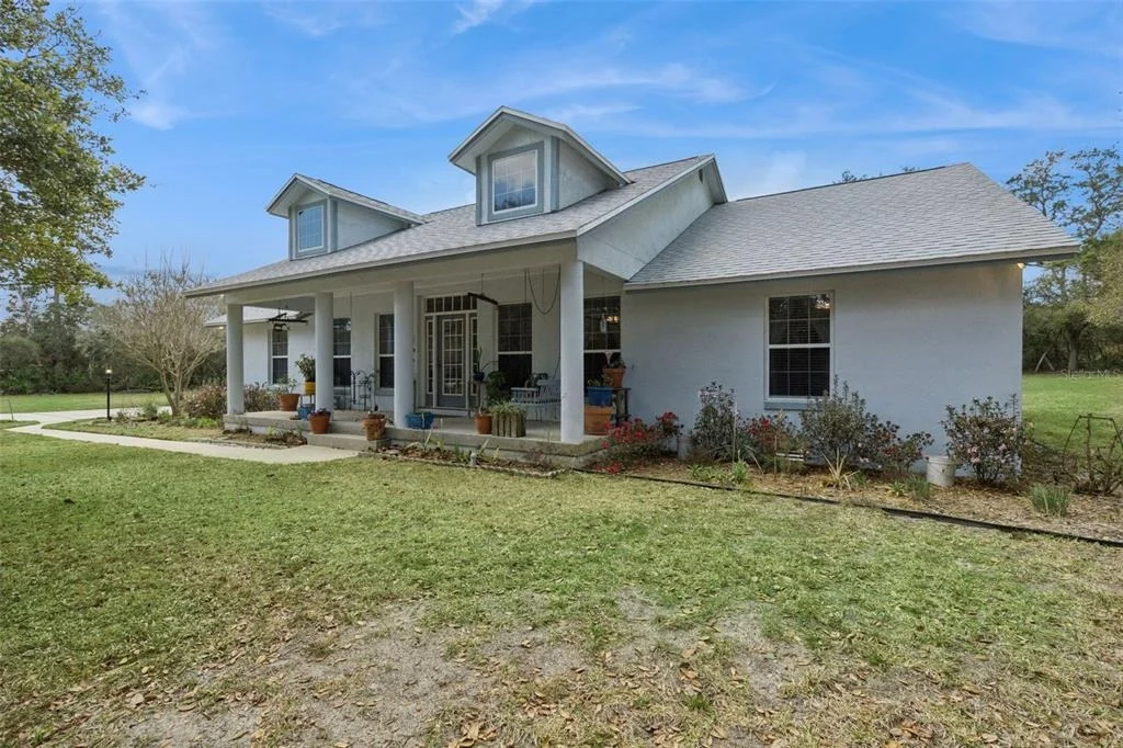 Photo of 41731 DAHLIA STREET