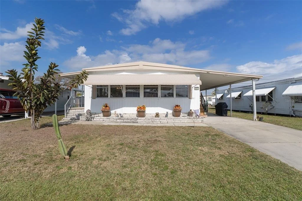 Photo of 4053 LANGE ROAD
