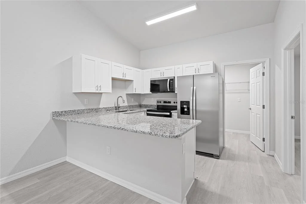 Photo of Unit B at 607 SE 4TH DRIVE