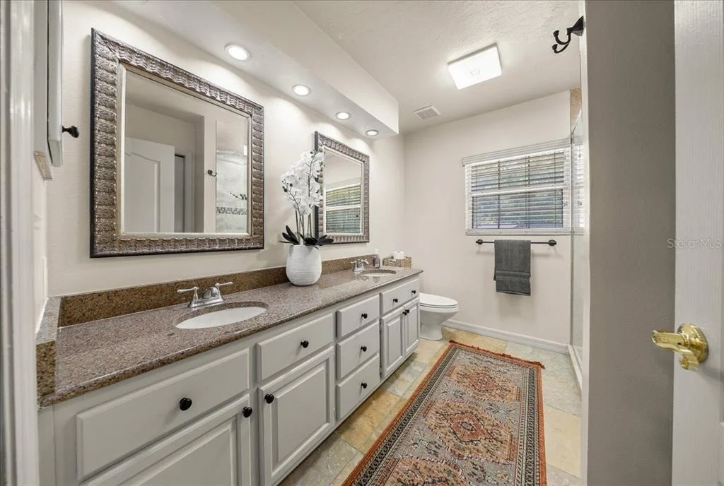 Photo of 2420 SE 15TH STREET