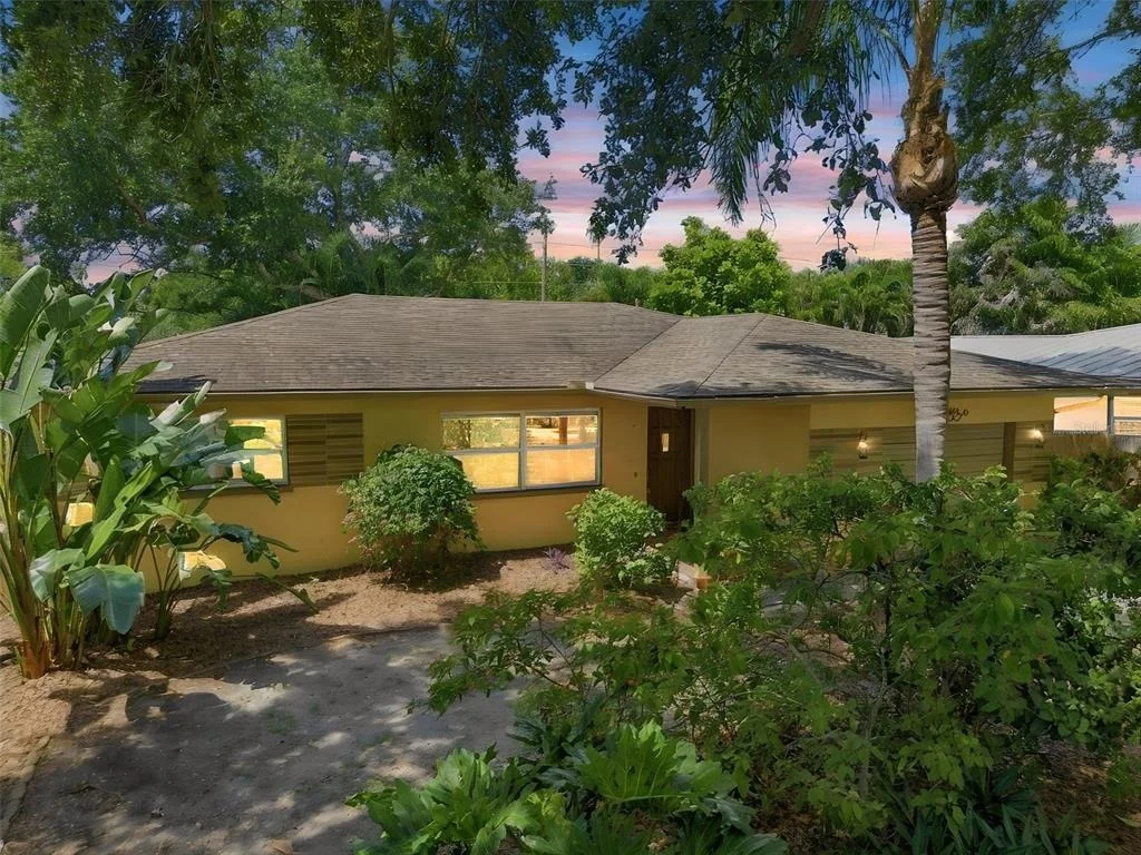 Photo of 1612 SAN CHARLES DRIVE