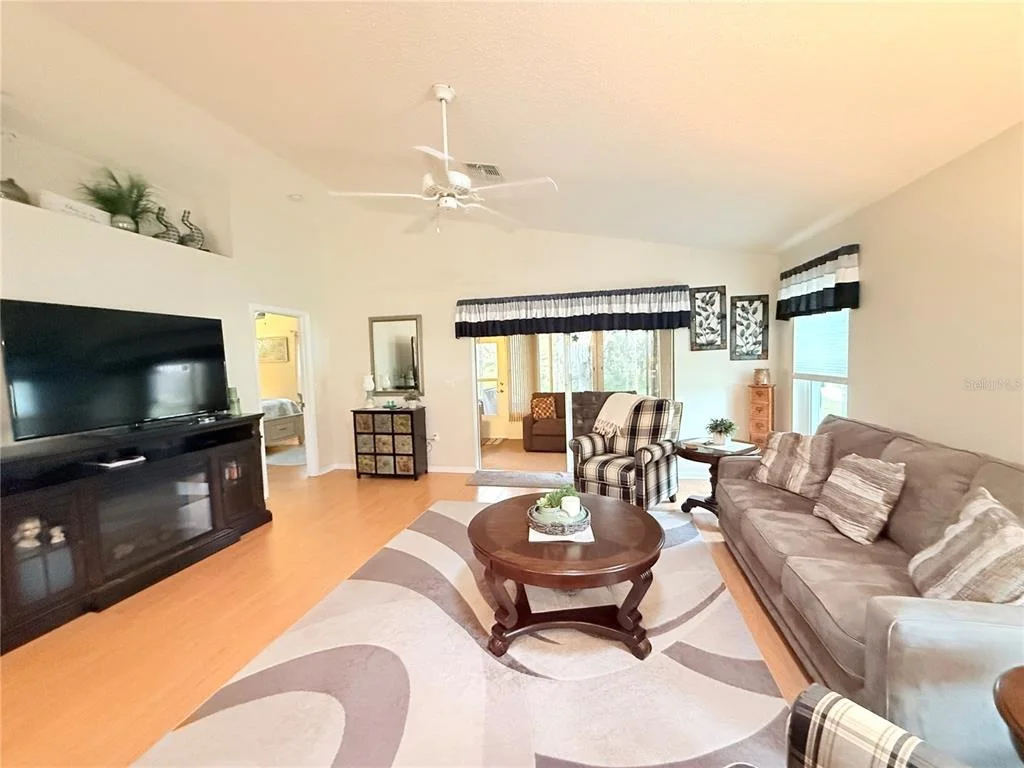 Photo of 265 CENTER OAK CIRCLE