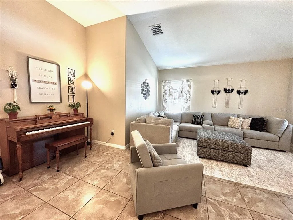 Photo of 613 WABASH BREEZE CIRCLE